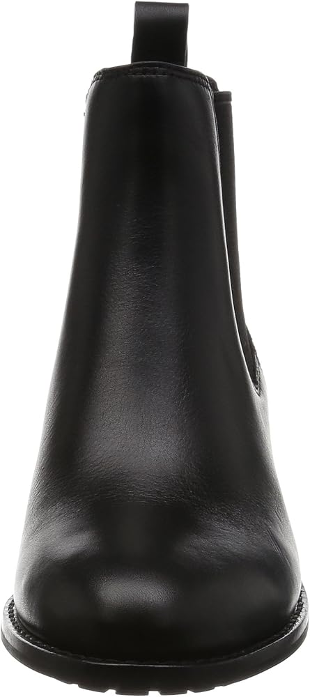 cole haan women's newburg boot