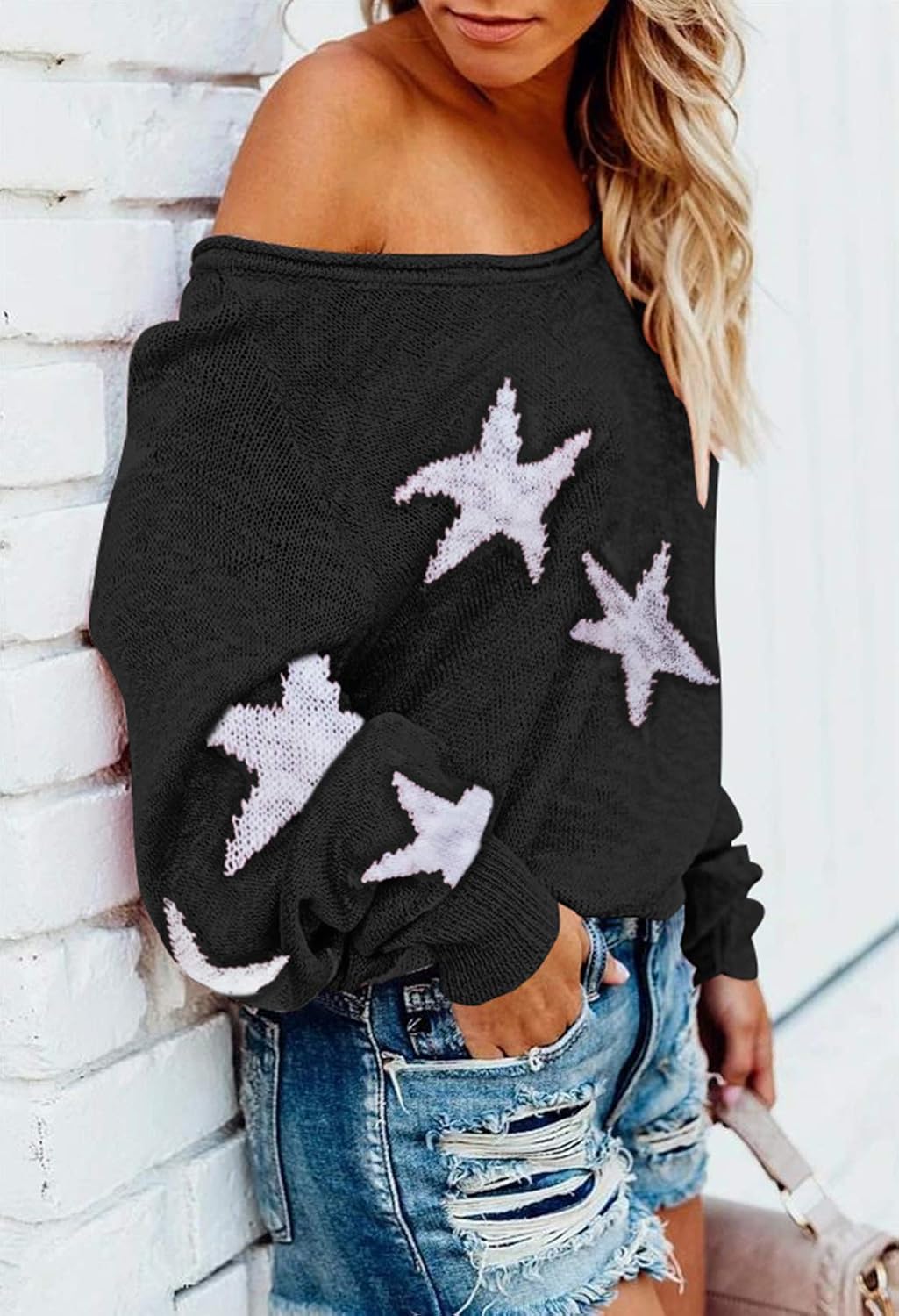 COCOLEGGINGS Women's Scoop Neck Long Sleeve Star Pullover Sweater Tunic Tops at  Women’s Clothing store