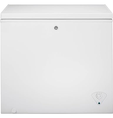 GE 7 Cu. Ft. White Chest Freezer for Home or Garage Storage