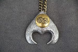 Goblin King Jareth Labyrinth Pendant - David Bowie's Labyrinth Necklace Pendant