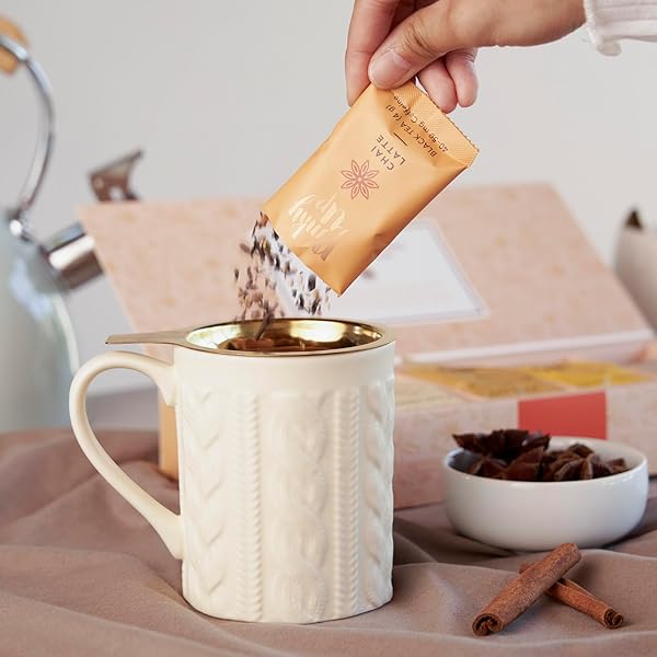 PINKY UP CHAI TEA GIFT SAMPLER, VARIETY TEA PACKETS OF FLAVORED TEA, LOOSE LEAF TEA SAMPLER, CAFFEINATED TEA AND NON-CAFFEINATED TEA INDIVIDUAL PACKETS