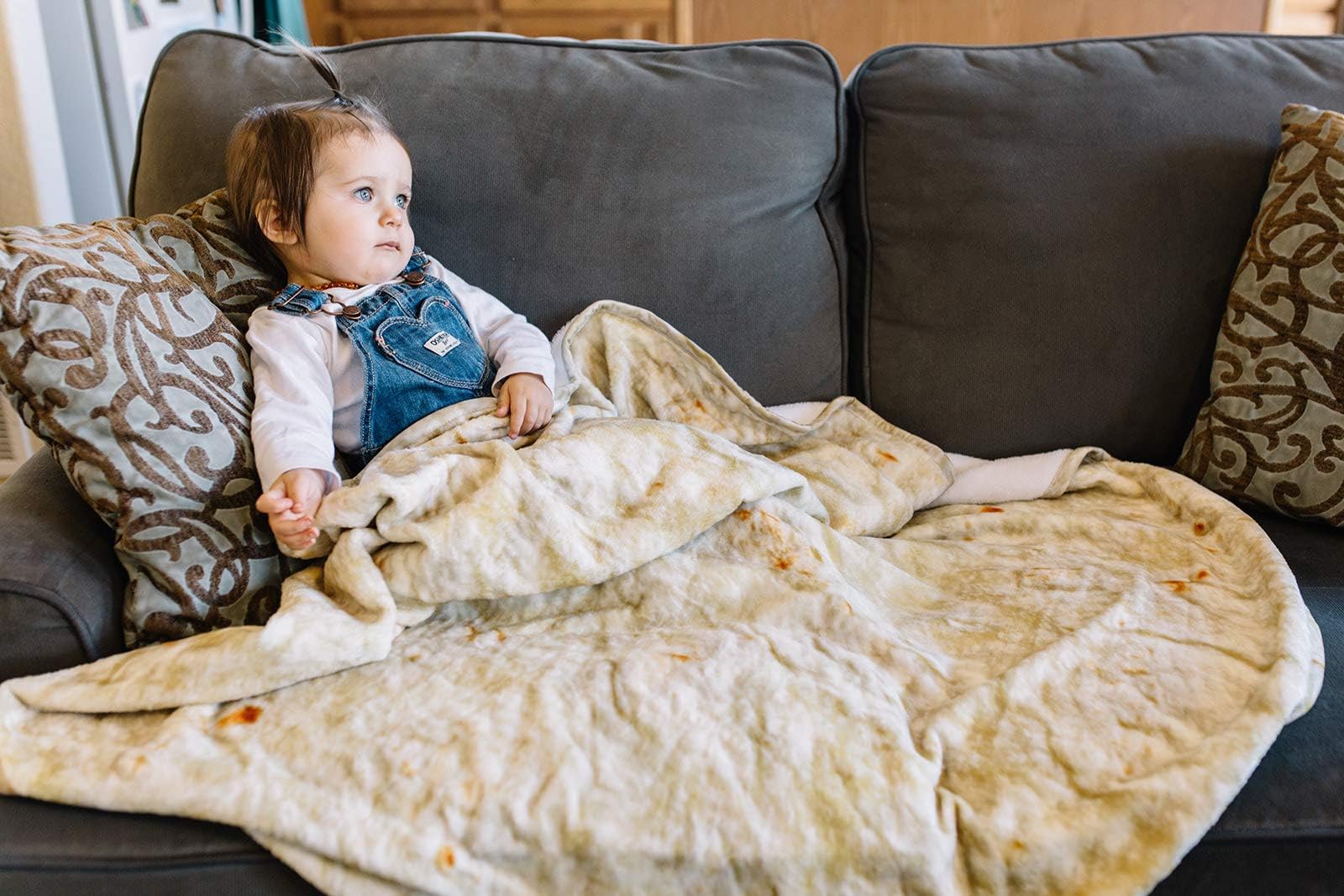 Burrito Wrap Novelty Blanket - Perfectly Round Tortilla Throw (4' Diameter)