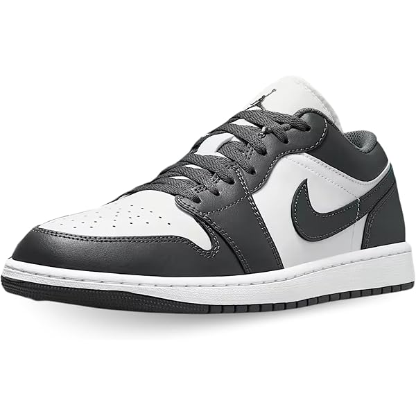Amazon.com | Jordan Mens Air 1 Low 553558 124 Game Royal  display picture 1