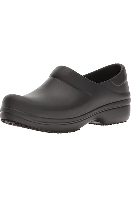 amazon crocs ladies shoes