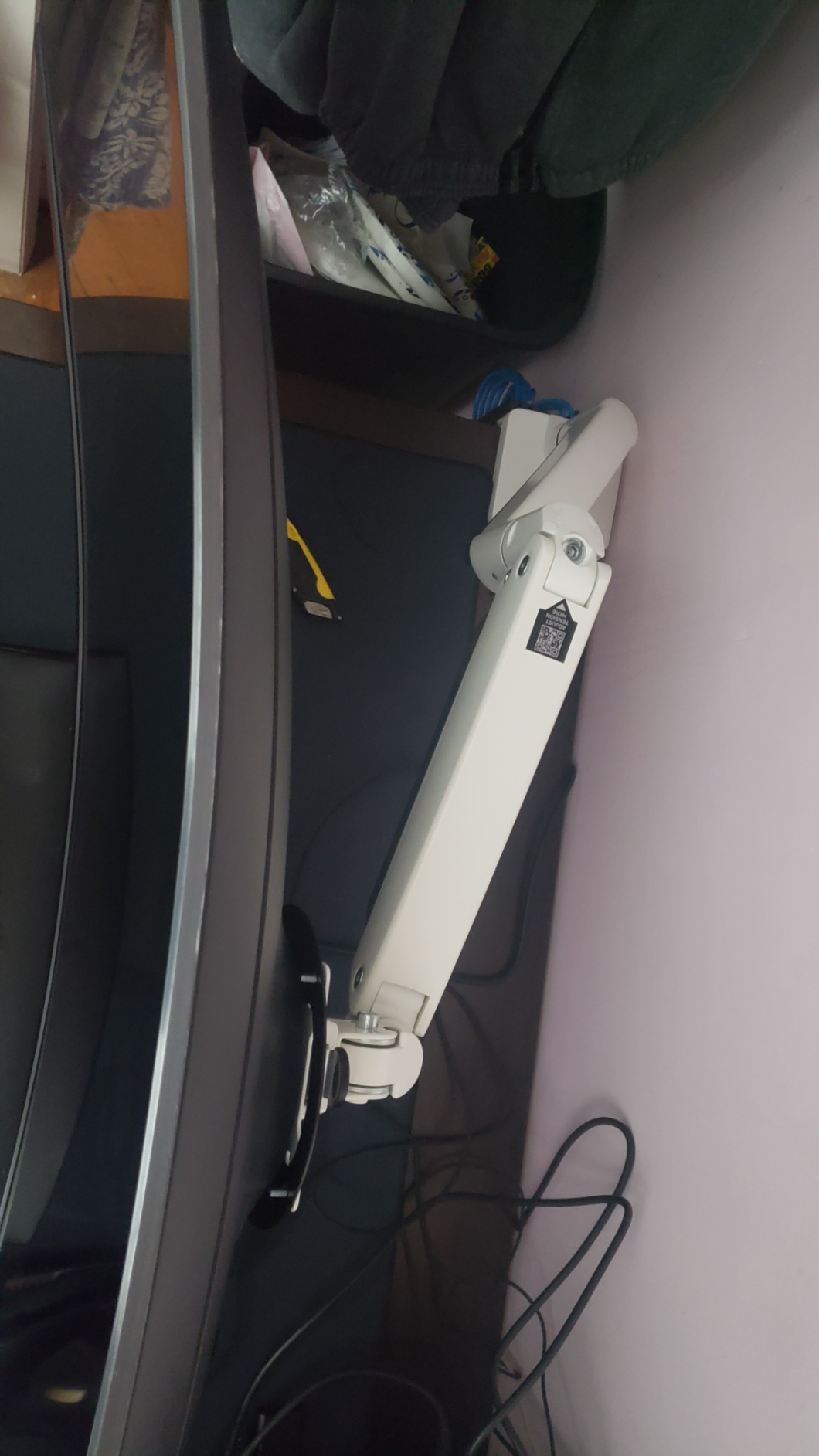 27/mo Finance AVLT Single 13"43" Monitor Arm Desk Mount fits One