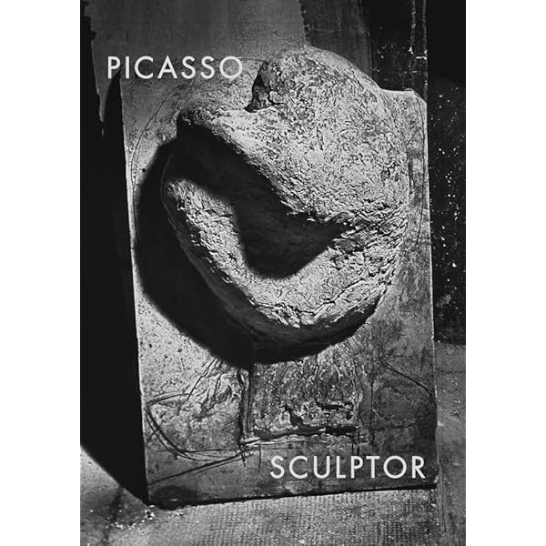 A Monumental Vision: The Sculpture of Henry Moore: John Hedgecoe