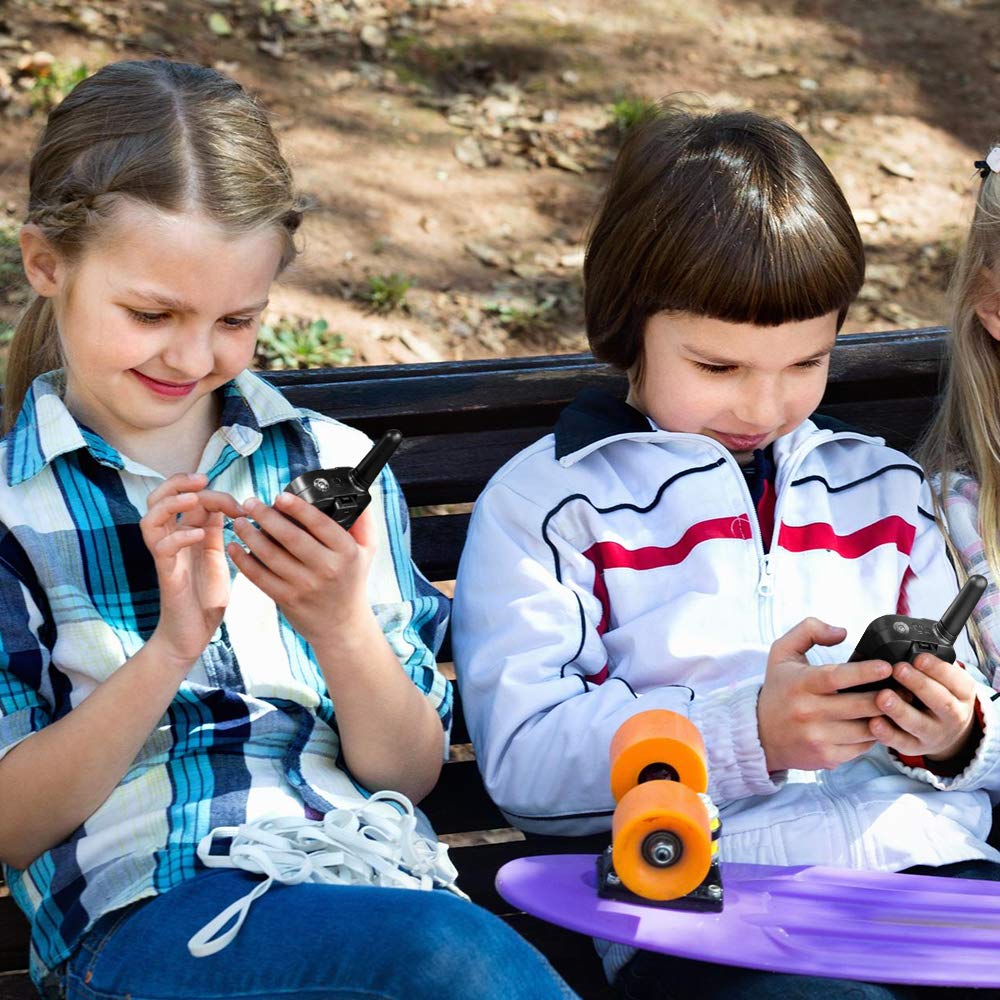 Veroyi Walkie Talkie for Kids, Boys and Girls, 22 Channels 2 Way Radio Toys with Backlit LCD Display and Flashlight for Indoor Outdoor Activity (2-Pack)