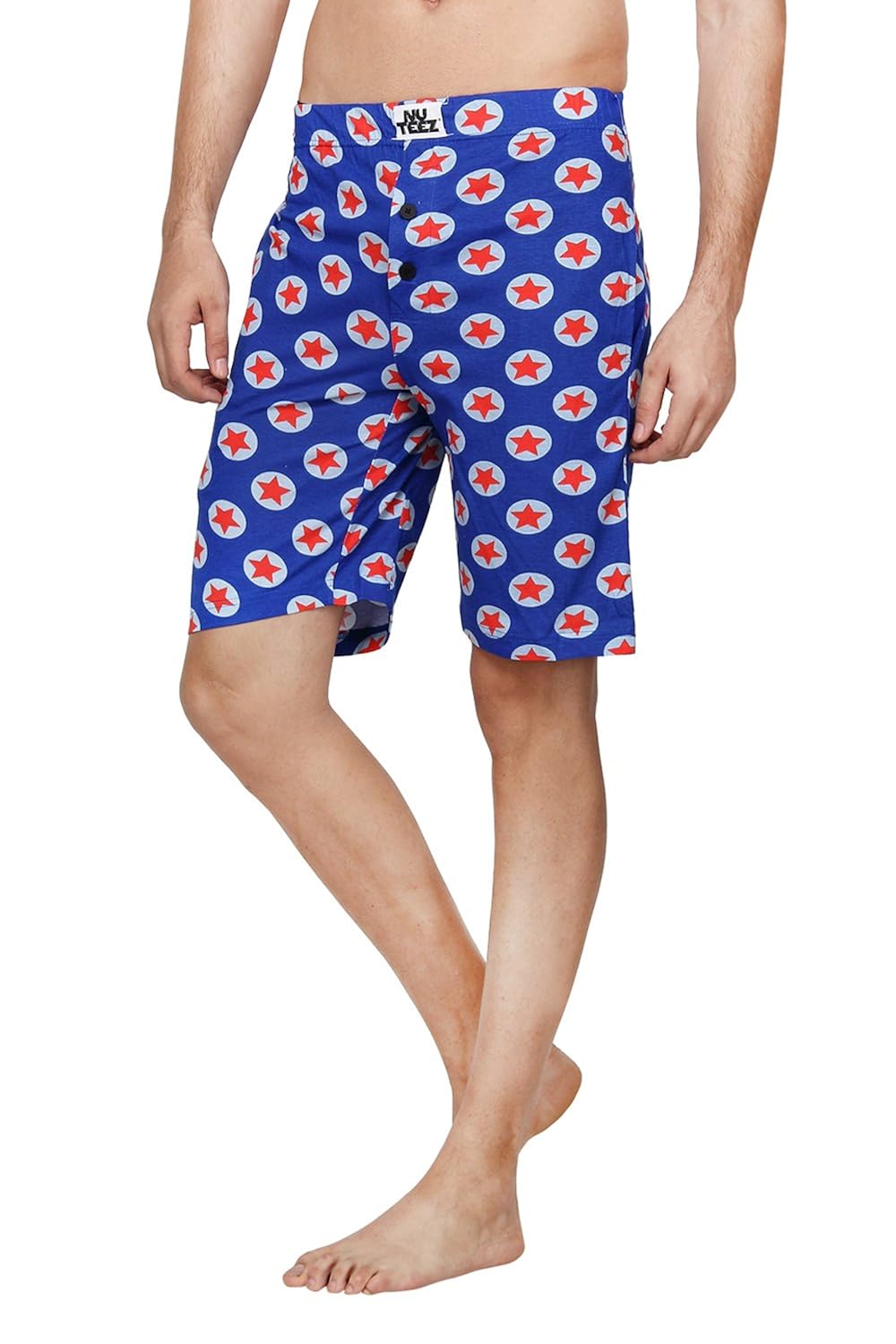 nuteez blue printed cotton star shorts for men