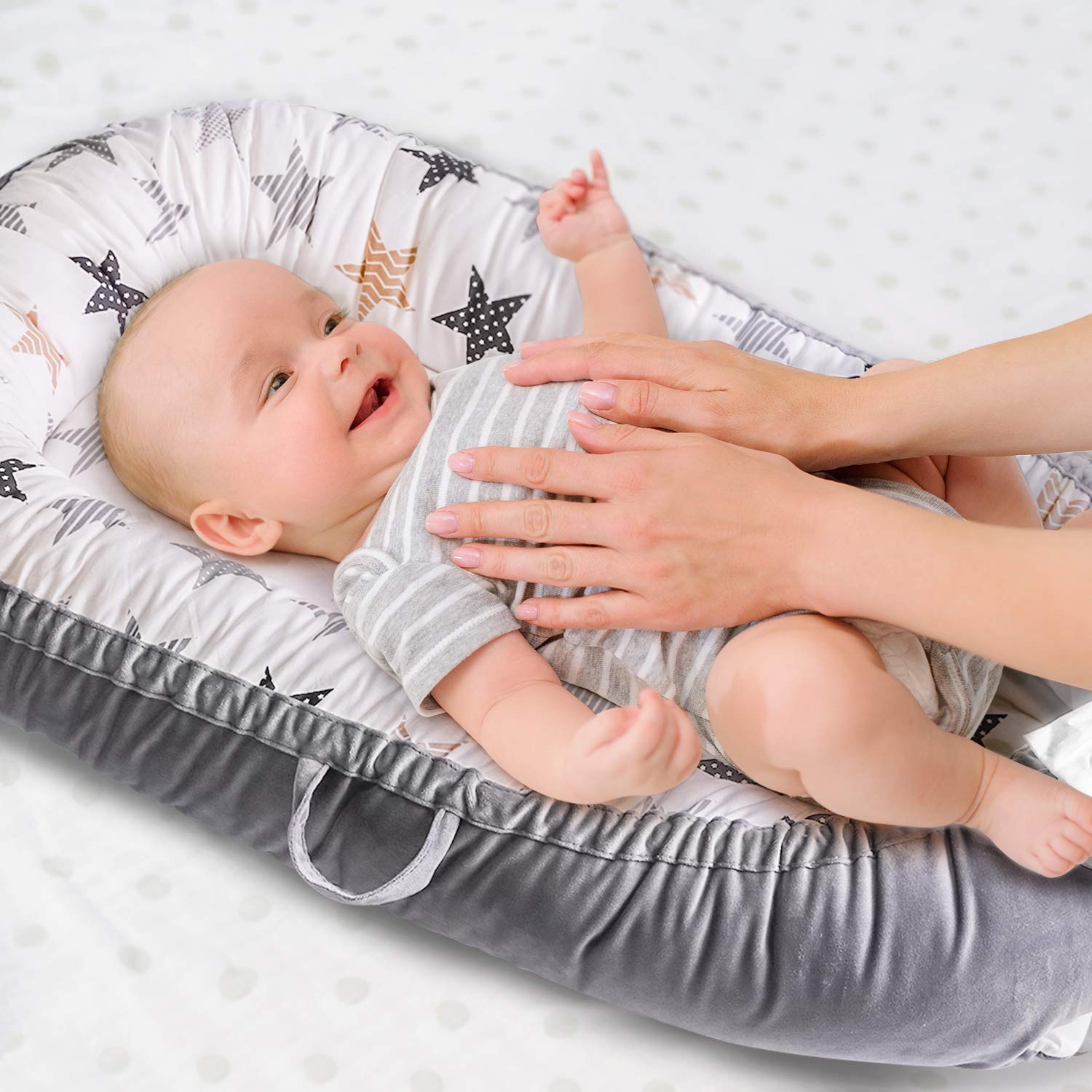 Baby Lounger, Baby Nest Portable Infant Bassinet 100% Cotton Breathable Co-Sleeping Baby Bed (Stars): Baby