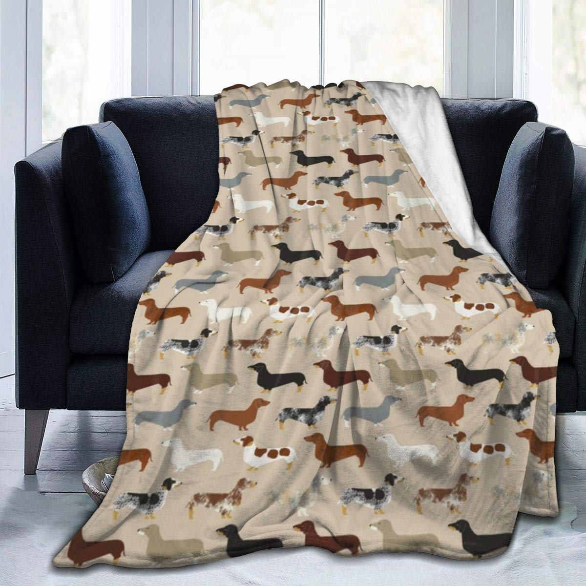 TMVFPYR Christmas Dachshund Throw Blanket of Plush Fuzzy Fleece Lightweight Soft Warm Cozy Multipurpose for Couch and Sofa Picnic Beach AC RoomTravel Outdoor Decorative