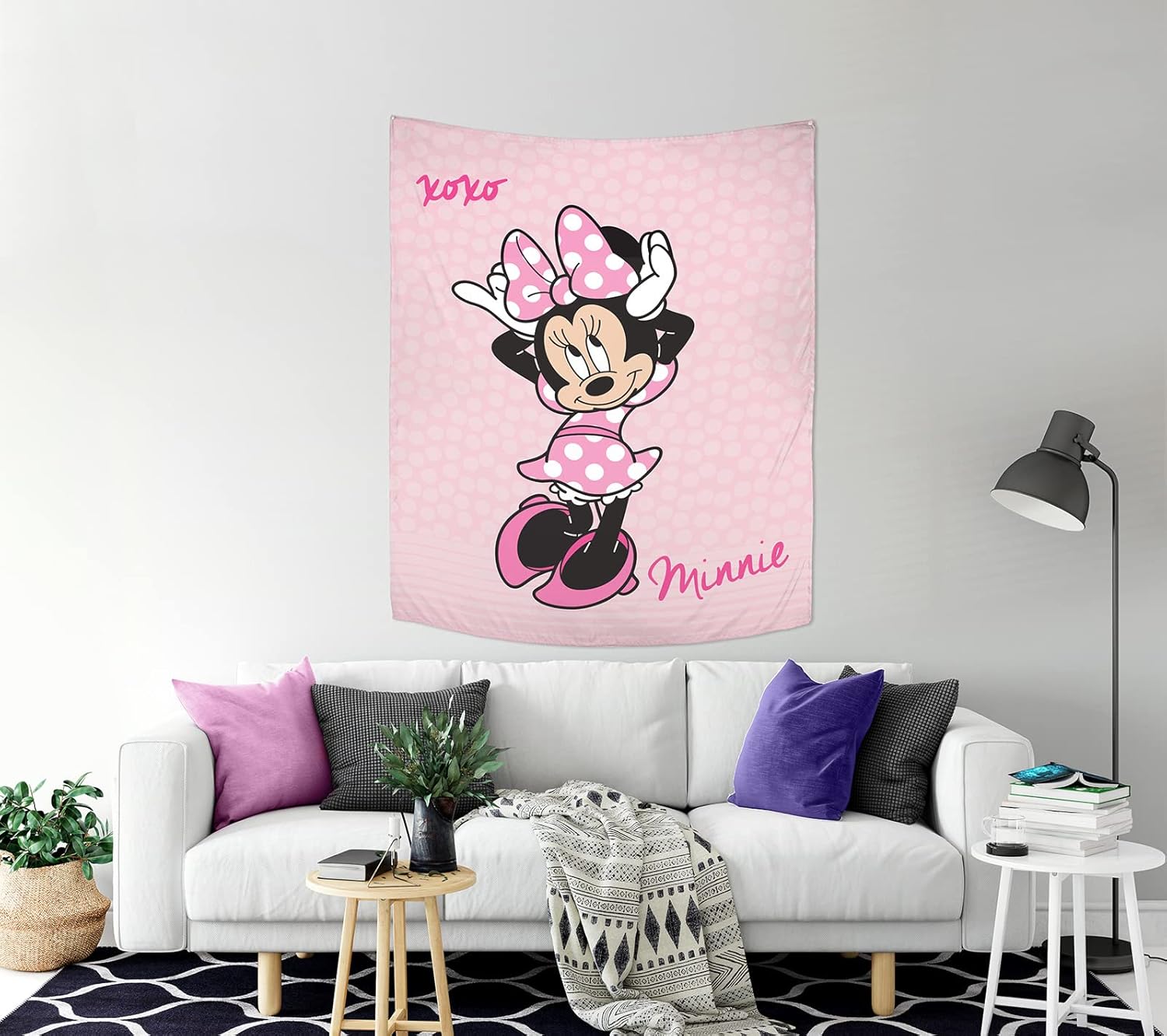 Tapestries - Jay Franco Disney Minnie Mouse XOXO Minnie Tapestry – 50 x 60 Inch Wall Hanging – Kids Room Décor (Official Disney Product)