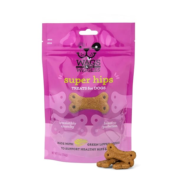 WAGS & WIGGLES SUPER HIPS FUNCTIONAL TREATS FOR DOGS, CHICKEN FLAVOR, 5.5 RESEALABLE BAG | HIP & JOINT SUPPORT DOG TREATS WITH GREEN LIPPED MUSSEL, FISH OIL, AND TURMERIC