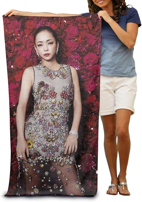 Amazon Co Jp ビーチタオル 大判 安室奈美恵 バスタオル 超吸水力 抗菌防臭 多用途 お風呂 家庭用 良い タオル 肌触り 速乾マット 軽量 大きい 薄手 極度の吸収性 旅行用タオル おしゃれ 80 130cm ホーム キッチン