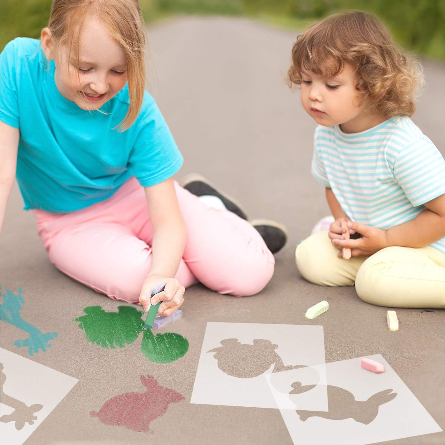 16 Pieces Animal Chalk Stencil Set Reusable Plastic Chalk Painting Stencils Assorted Shapes Drawing Stencil Templates for Kids Crafts Decoration Supply (Animal Shape): Sports & Outdoors