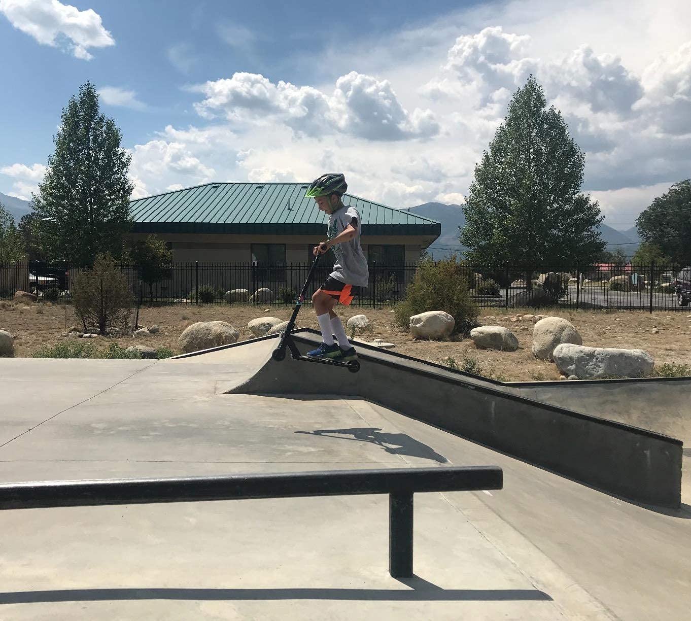 VOKUL Complete Pro Scooter for Kids Boys Girls Teens Up 6 Years - Freestyle Tricks Pro Stunt Scooter - High Performance Gift for Skatepark Street Tricks
