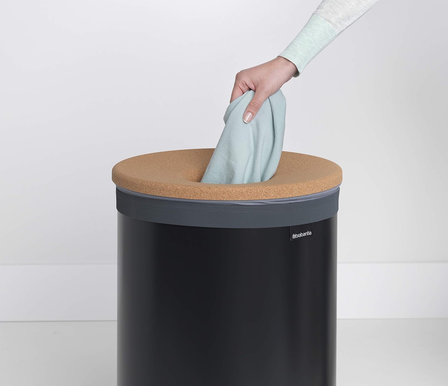 Brabantia, Laundry Bin, Cork Lid, Portable Laundry Bag Inside, Quick-drop Opening, Basket with Ventilation Holes - Image 3
