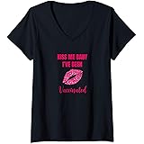 Amazon Com Funny Kiss Me Baby I Ve Been Vaccinated Sweatshirt Clothing
