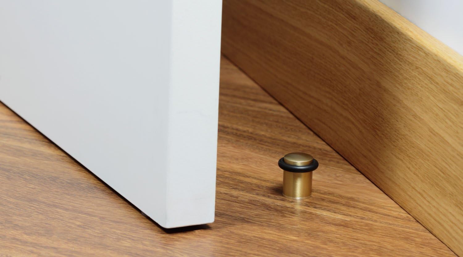EVI, Matte Brass - Black Rubber, 20x29mm - Image 5