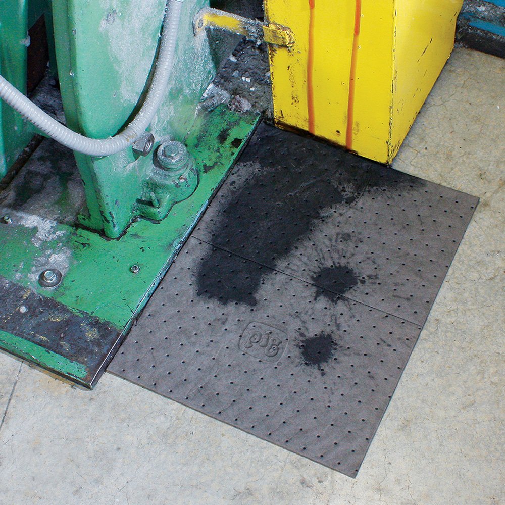New Pig MAT240 Premium Absorbent Mat Pads | Oil Absorbent Pads | The Original PIG Mat | 15" x 20" Oil Pads | Each Pad Absorbs 28 oz | Total Absorbency is 22 gallons | 100-Count: Industrial & Scientific