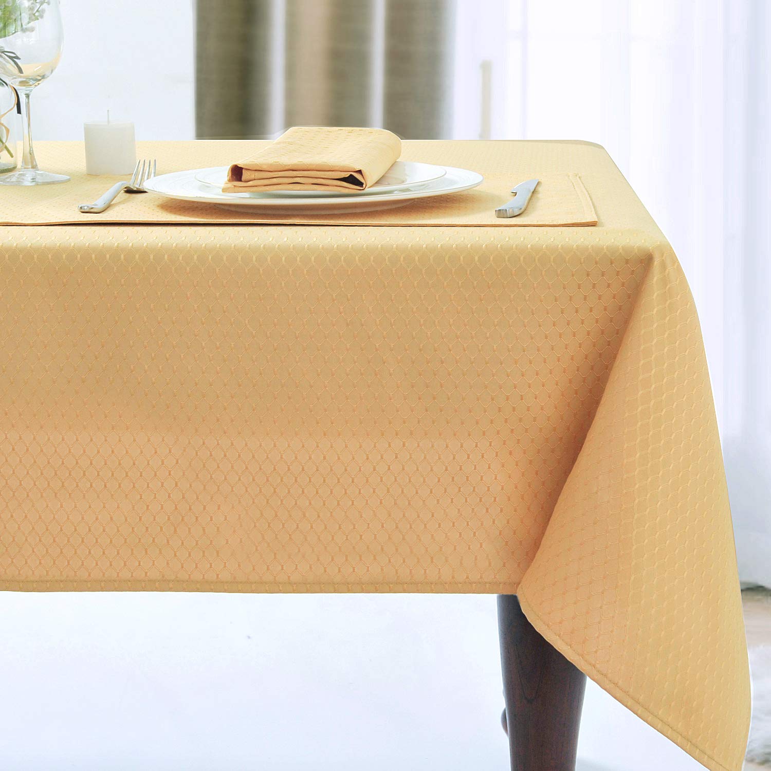 Best gold fabric table cloth