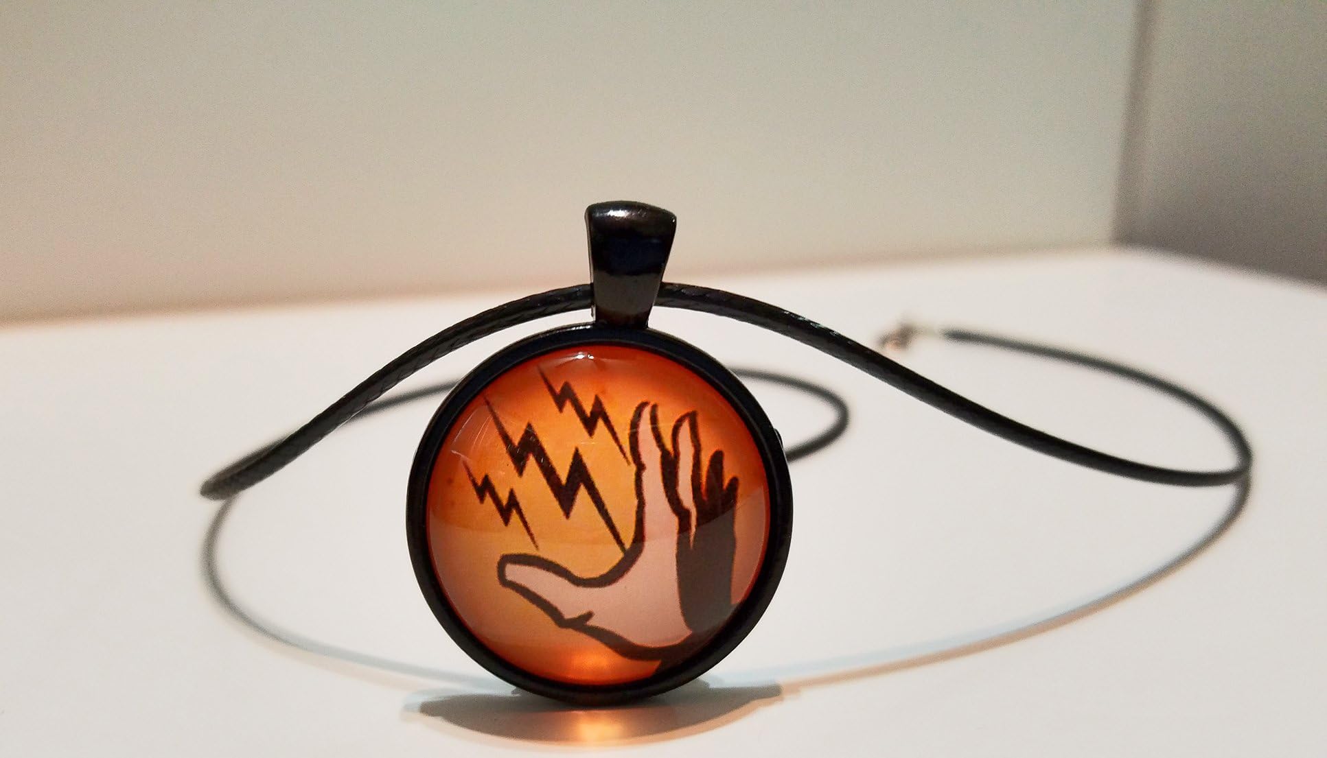 Bioshock Electro bolt Plasmid Necklace