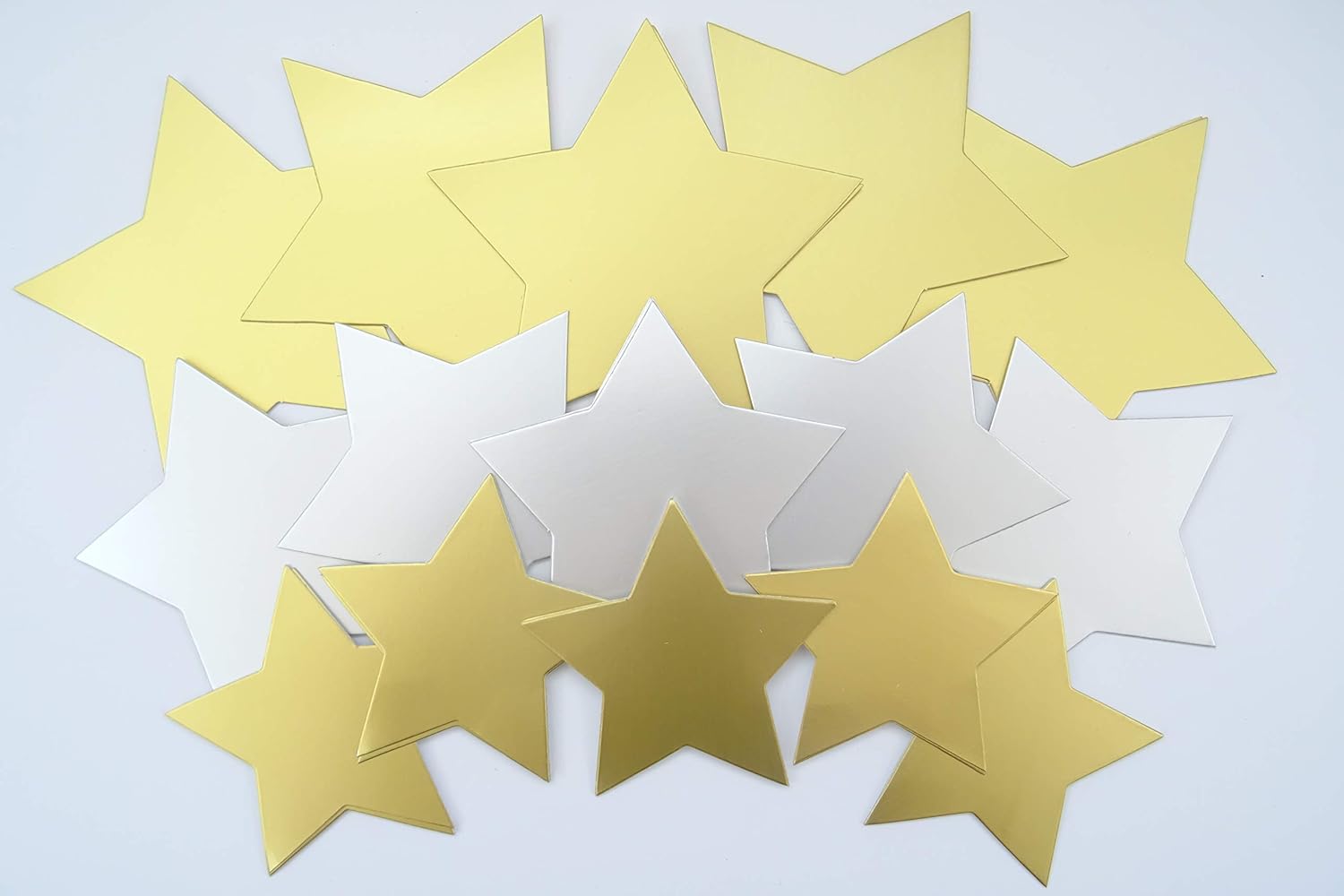 a2bsales 50 x Large Gold & Silver Card Stars - 3 Sizes - Gift Tags Badges Xmas Mobiles, Gold,White,Silver - Image 3