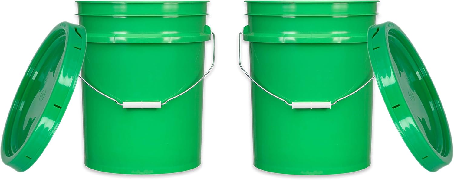 House Naturals 5 Gallon Green Plastic Bucket with lid Food