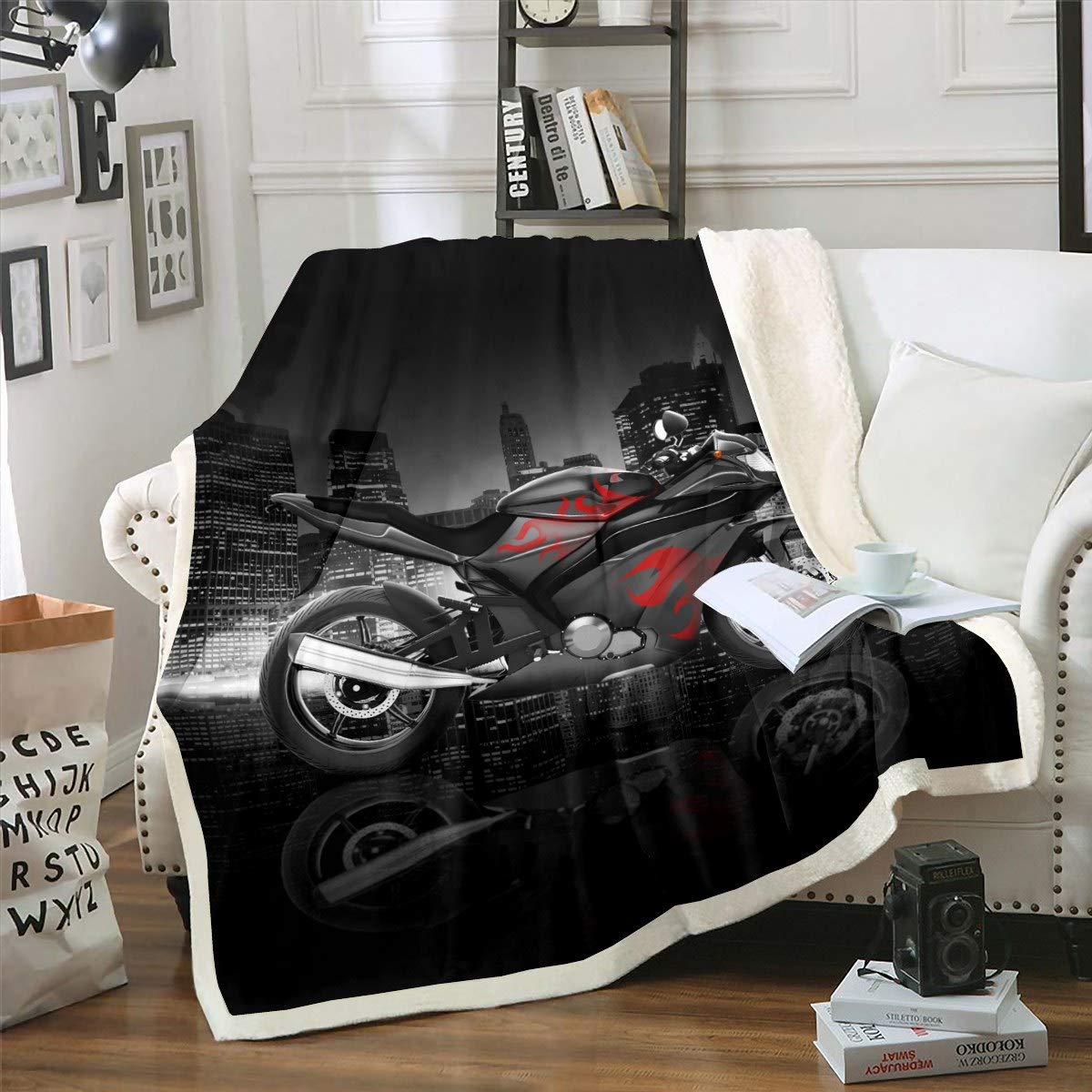 Motorcycle Pattern Fleece Blanket Cool Black Red Motorbike Sherpa Throw Blanket for Sofa Couch Extreme Sports Theme Warm Plush Blanket Modern City Building Fuzzy Blanket Decor Single 50inx60in