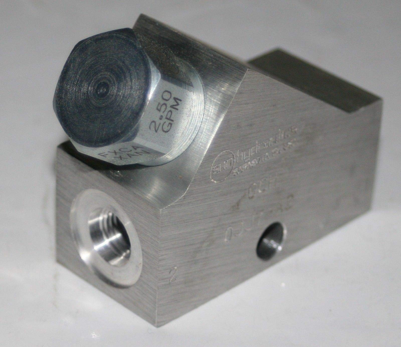 SUN HYDRAULICS Flow Control Valve & Manifold (SAE 4) FXCA XANGCH2.50