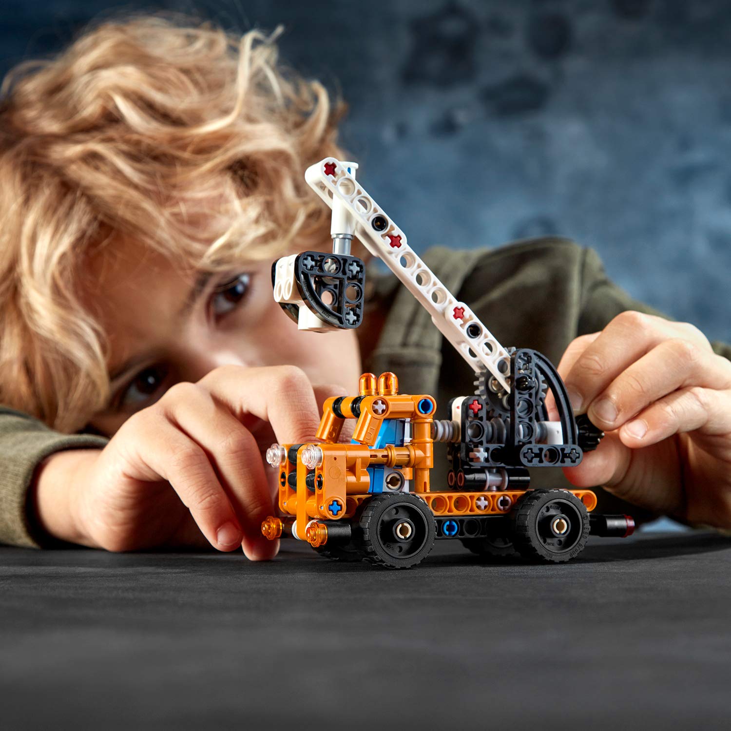 lego technic cherry picker 42088