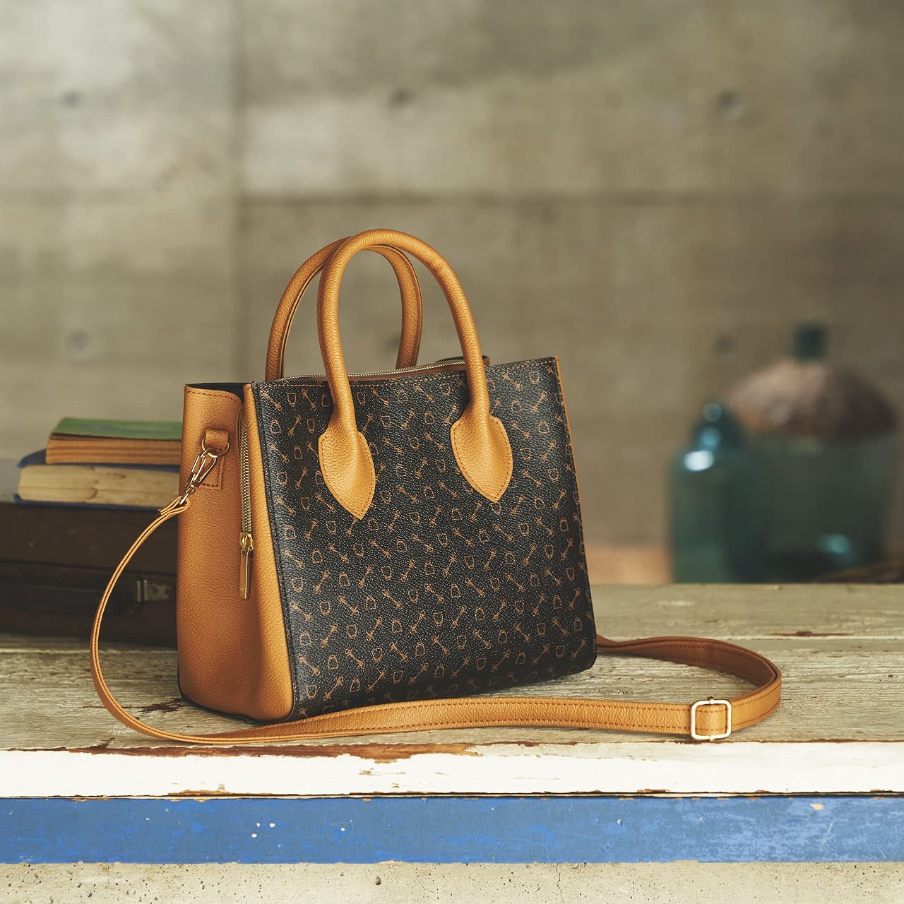 Why 2Way Bag Book：6/30発売【ムック本付録】2Way ショルダーバッグ