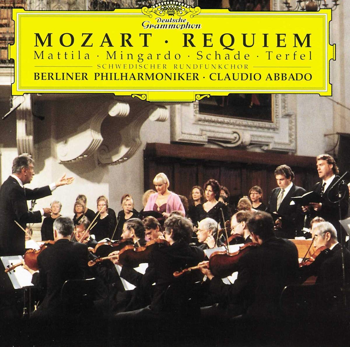 Mozart Requiem Wolfgang Amadeus Mozart, Claudio Abbado Amazon.fr