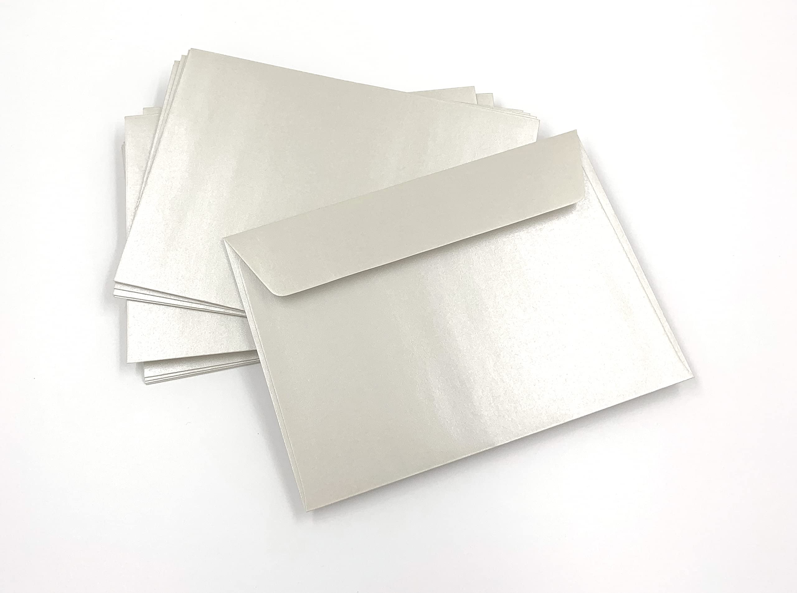 Umschlag-Discount 50 White Pearl Envelopes, C6 (162 x 114 mm), 100 g/m², Self-Seal, 50 Count