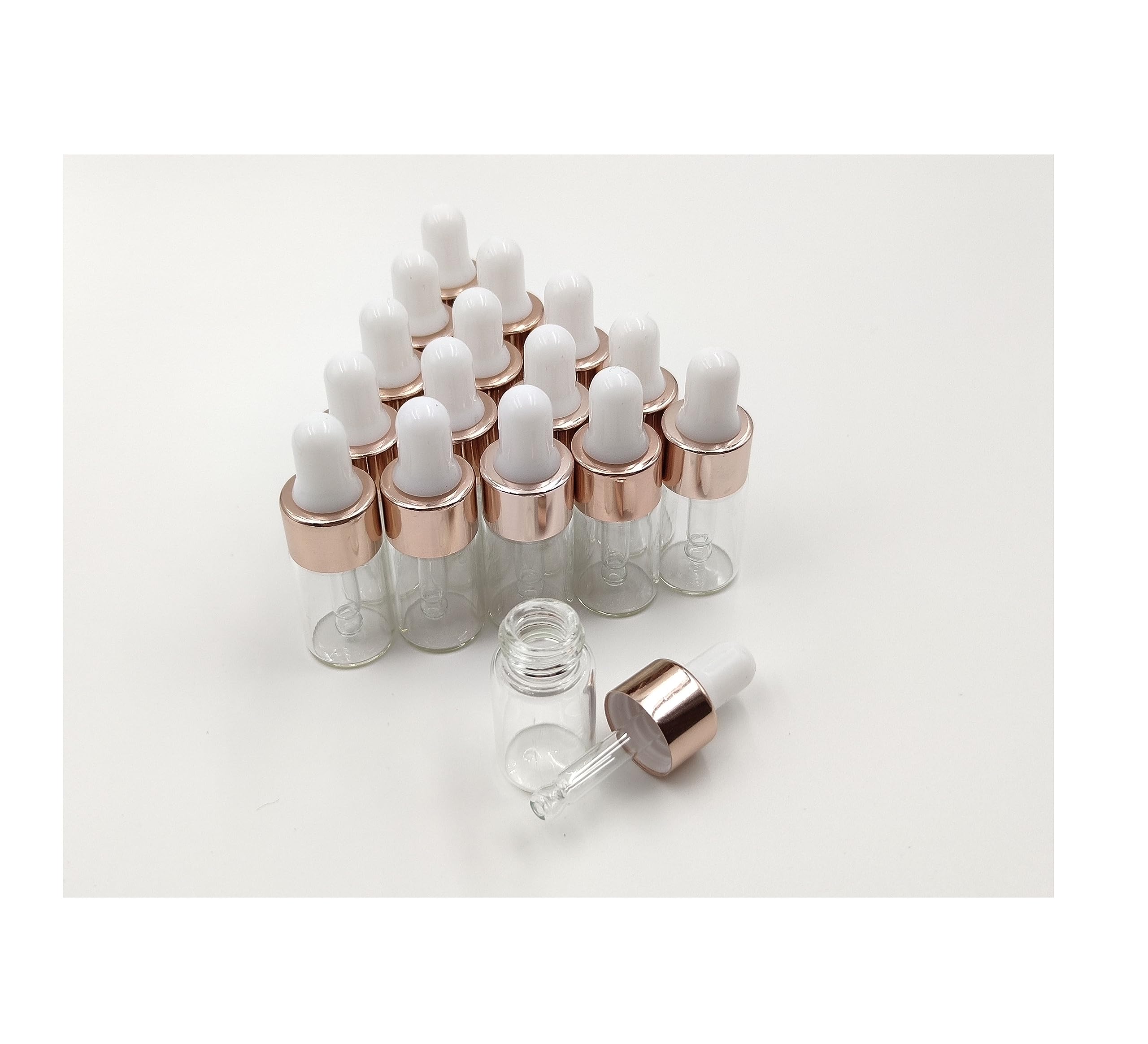 Photo 1 of YYNGJCK 15Packs Sample Glass Dropper Bottles for Essential Oils, Mini Vials Perfume Aromatherapy Cosmetic Liquid Containers With Glass Eye Dropper (3ml)