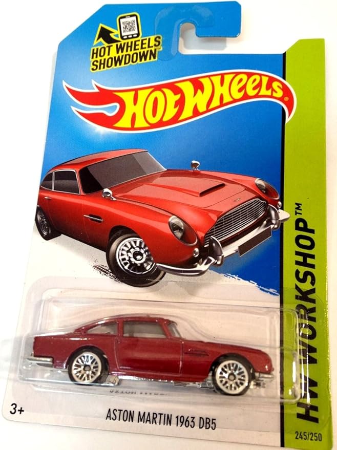 Amazon.com: Hot Wheels 2015 Aston 