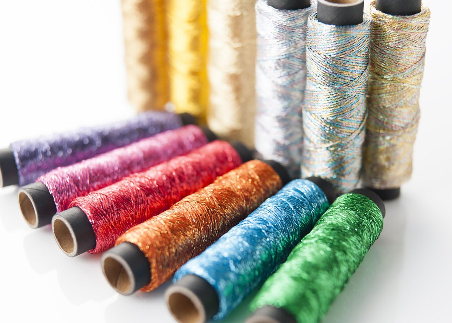 刺繍糸の人気おすすめ17選!ミサンガやアクセサリー、あみぐるみ作りに | マイナビおすすめナビ