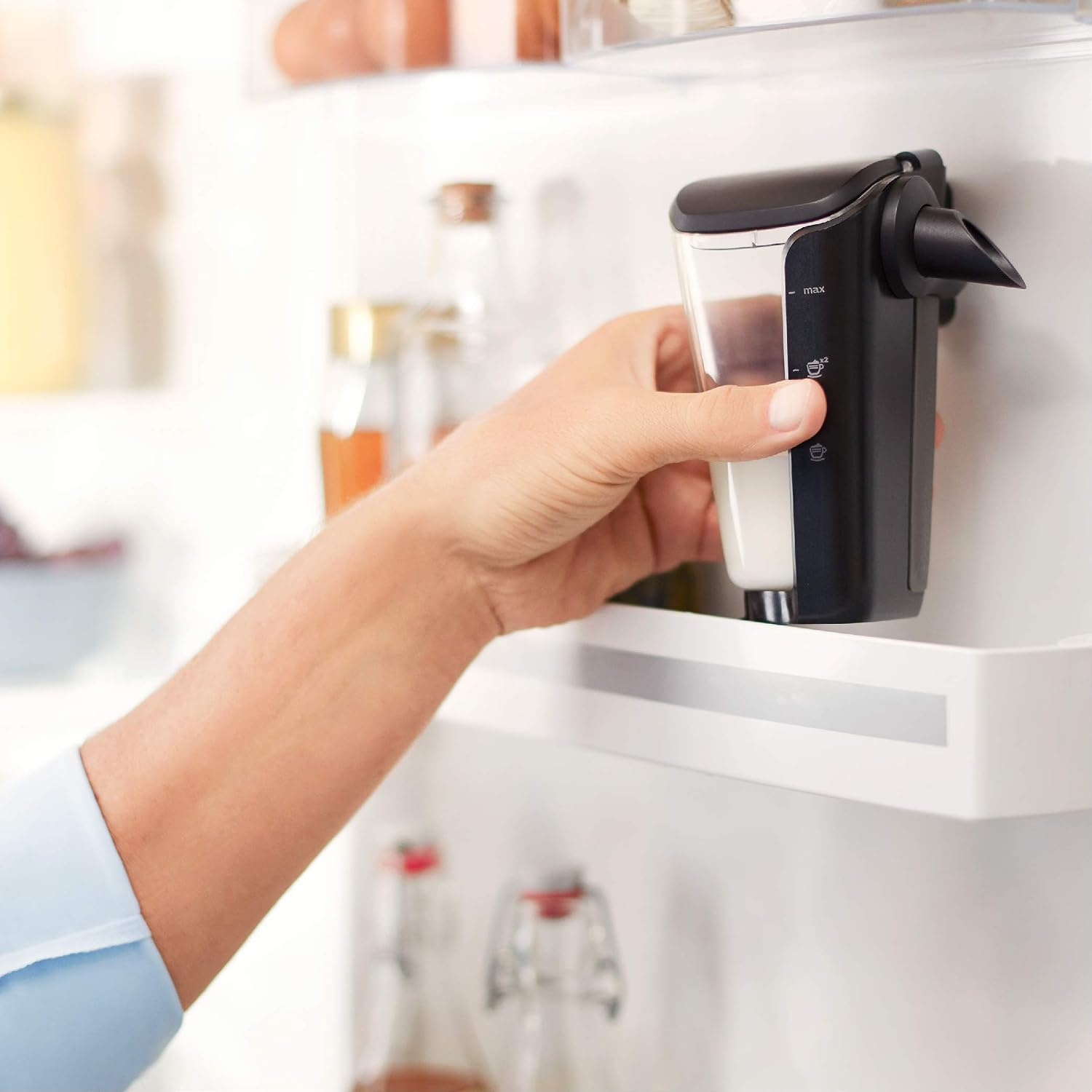 delifoods-delivery.ch Cafetera Philips 5000 series Independiente, Máquina  espresso, 1,8 L, Granos de café, De café molido, Molinillo integrado, Negro  Cafeteras automáticas Cafeteras