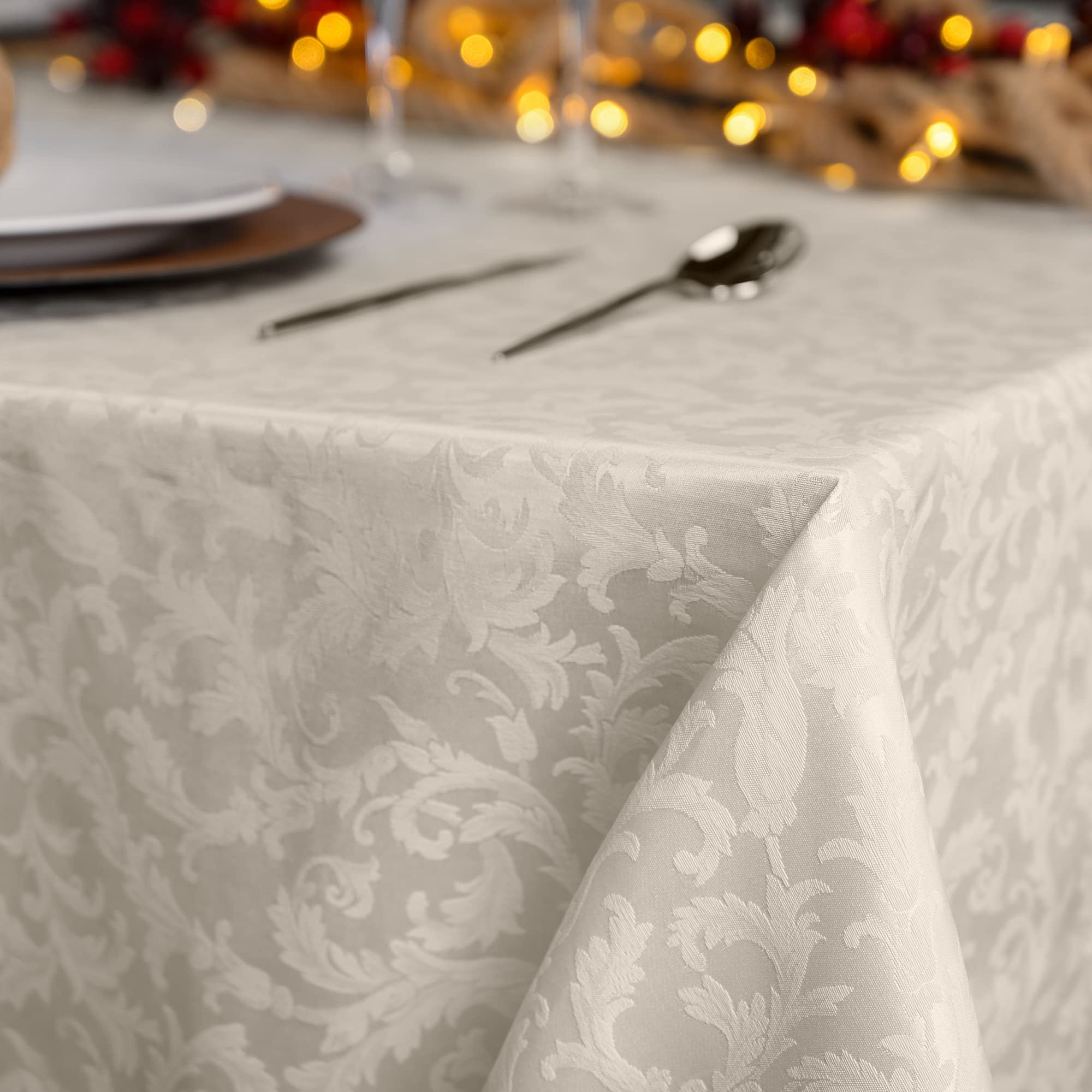 Giovanni Dolcinotti Rectangular Tablecloth Christmas 140 x 280 cm Jacquard Damask - 12 Seater - 100% Made in Italy - Colour Ivory