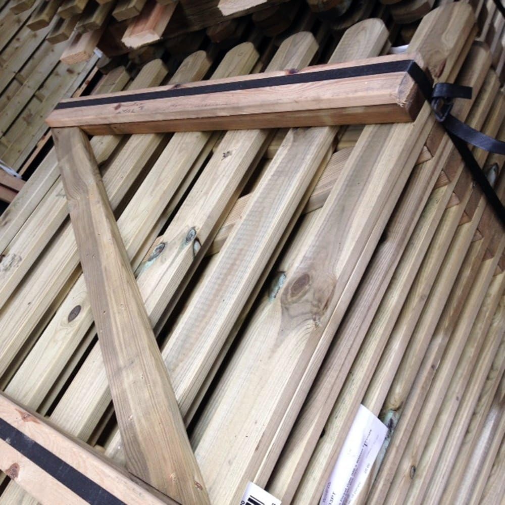 120cm (4ft) tall x 90cm (3ft) Picket Garden Gate hand built with FSC tanalised treated wood
