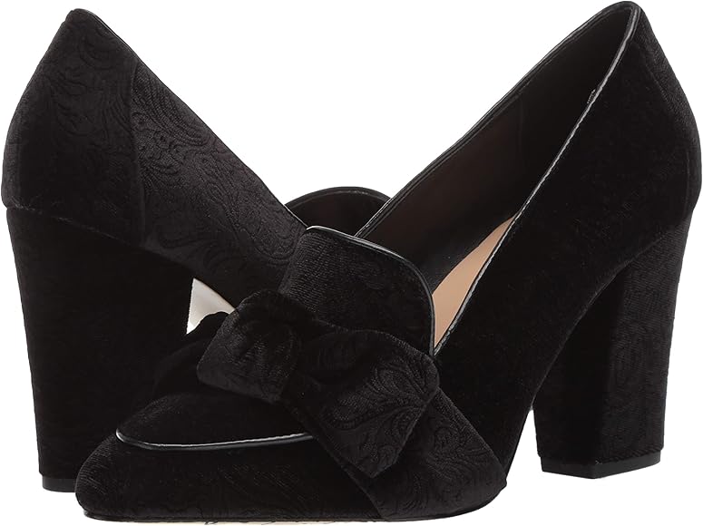 bella vita gala ii velvet pumps