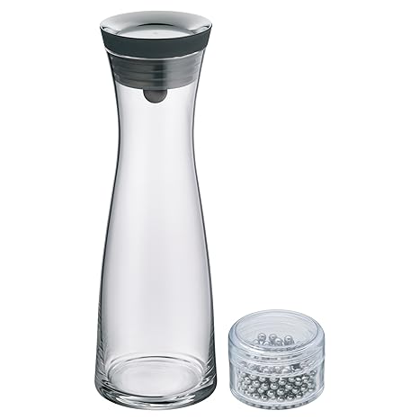 WMF Basic - Botella de agua con tapa negra y colador, con perlas limpiadoras,