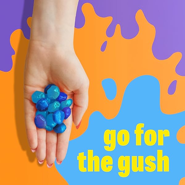 GUSHERS FRUIT FLAVORED SNACKS, BLUEBERRY GRAPE, SOUR BLUE RASPBERRY, 6 POUCHES, 4.8 OZ
