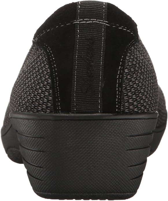 skechers women's kiss secret wedge pump