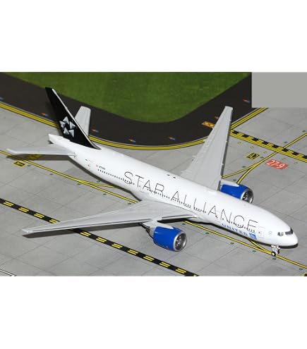 Amazon.com: GeminiJets GJUAL2313 United Airlines Boeing 767-300ER