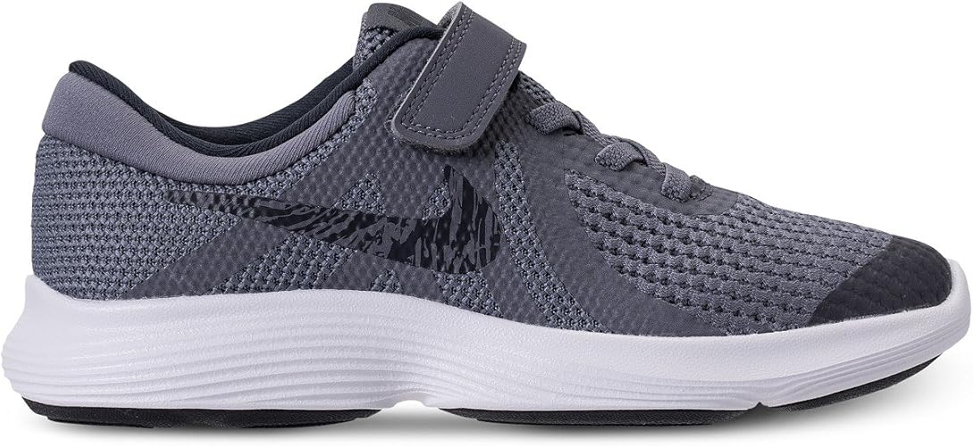 nike revolution amazon