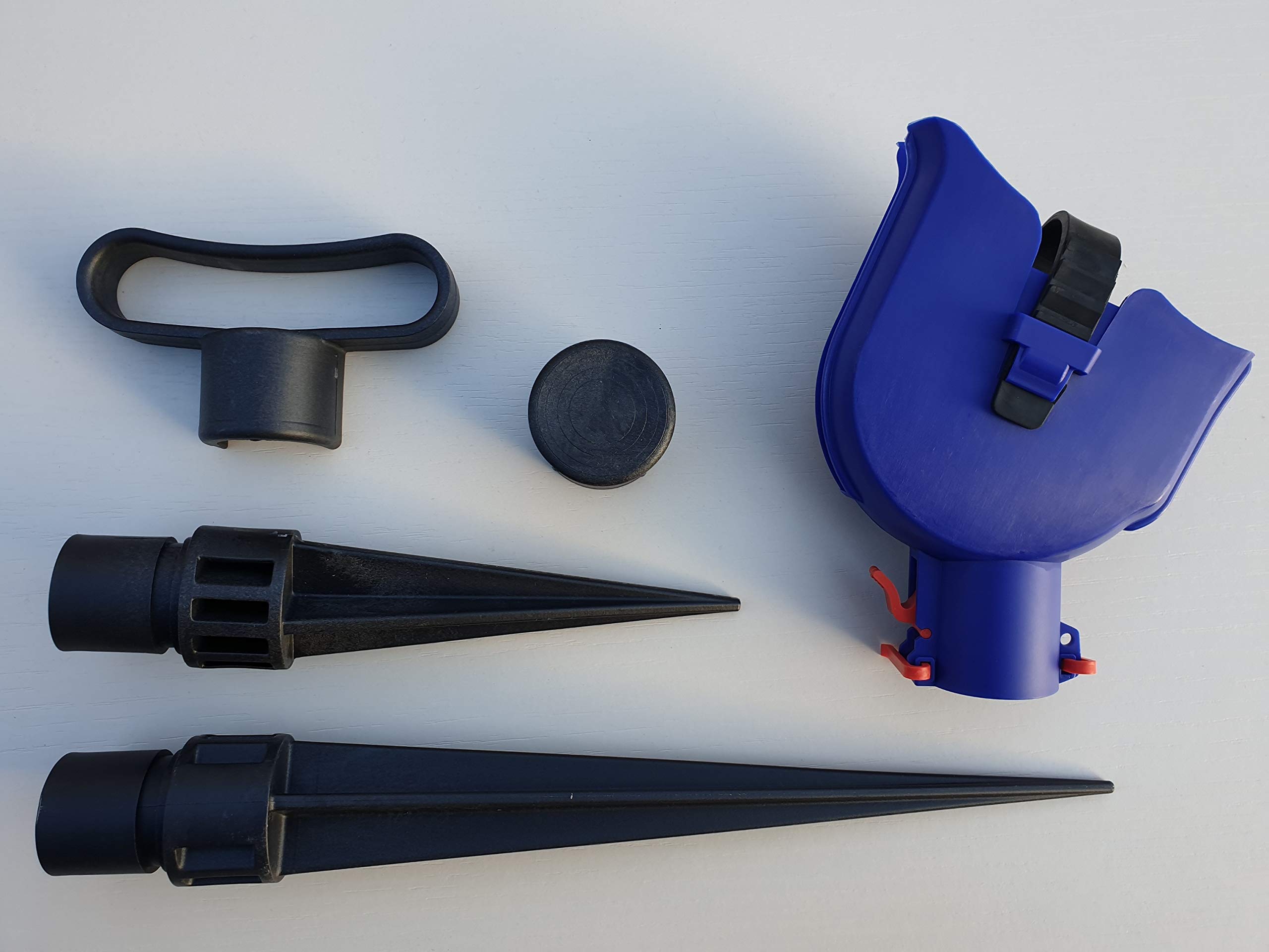 FreeRover Free60 Retractable Lead Holder, 360° Tie out stake, Ground anchor, Camping tether, Cork screw, Outdoor Adventures. (Blue)