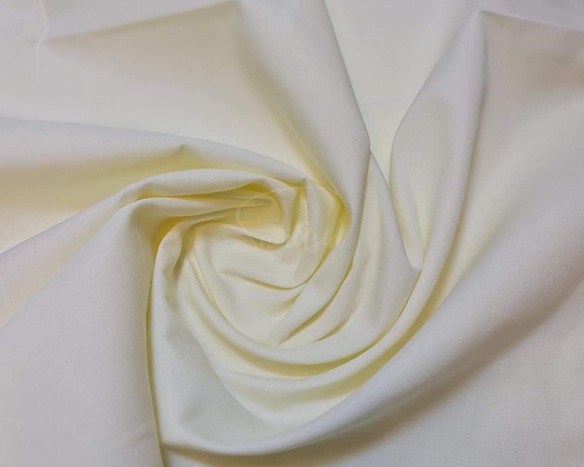 Plain Cream Polycotton Fabric for Dressmaking, Art & Craft, Sewing, Quilting | 45'' - 115 cm Wide| Precut Length 1m