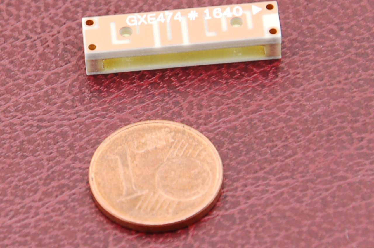 Alda PQ Antenna for use in SMD technology for 2G (GSM), 3G (UMTS) 2.14 dBi gain