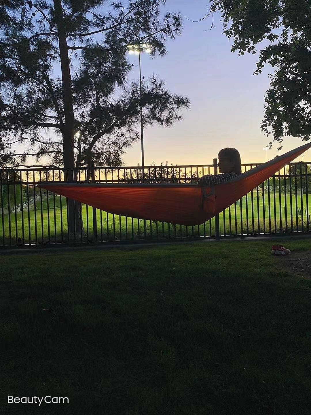 MEOKUI Outdoor Hammock - Portable Lightweight Double Nylon Hammock, Best Parachute Hammock with 2 x Hanging Straps for Backpacking, Camping, Travel, Beach, Yard and Garden : Kitchen & Dining