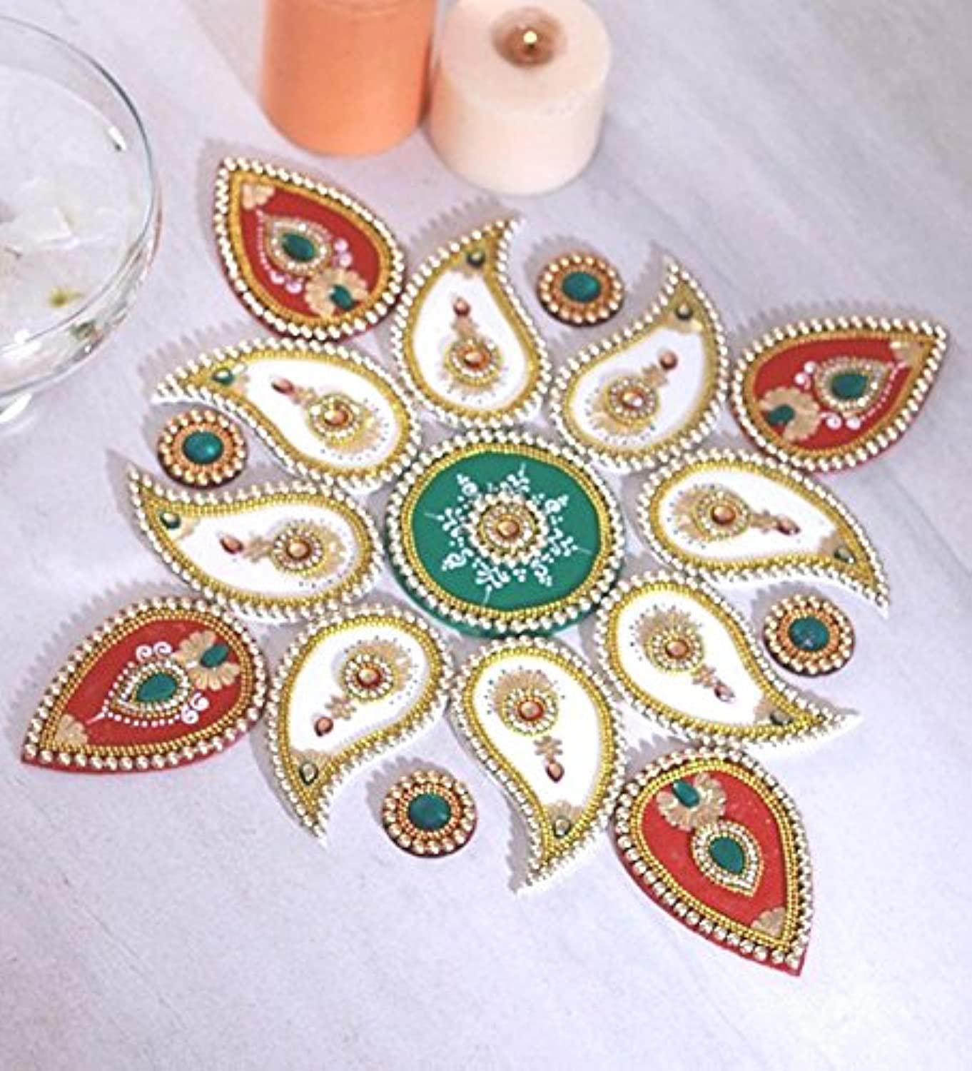 Itiha White and Green Wooden Rangoli Indian Decor for Wall, Floor & Table Decoration for Christmas and Diwali - 17 Piece Handmade